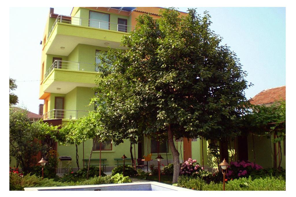 Guest House Yavorov 切尔诺莫雷茨 外观 照片